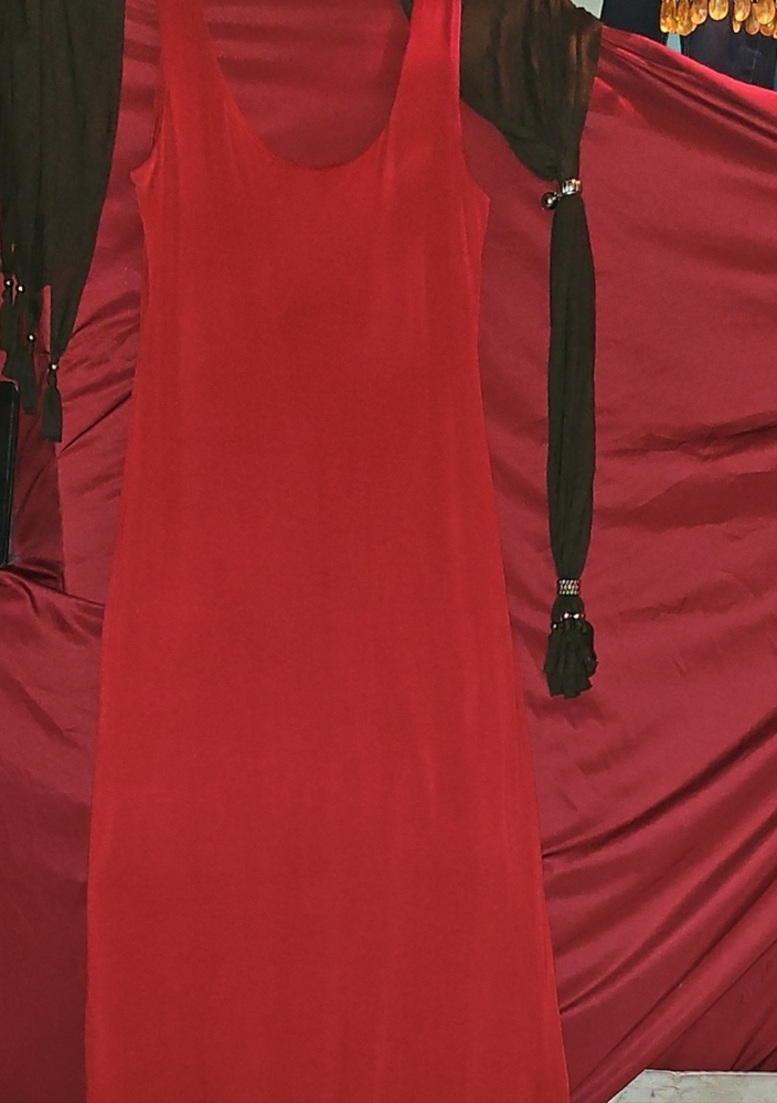 GUC Velvet Torch Vibrant Red Maxi Dress